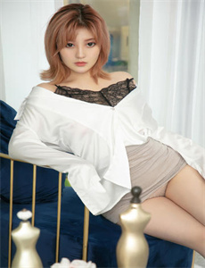 校长办公室校长和诗怡670章-多人乱p欧美4p