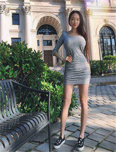 公交车动一下就撞一次视频-星空传媒天美传媒花旗传媒