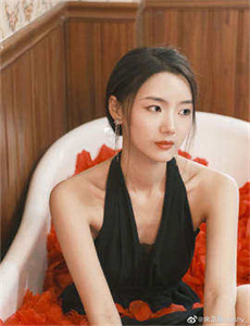 屍囚獄：弒女
