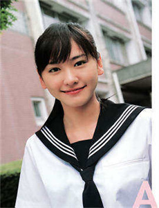 情比山高